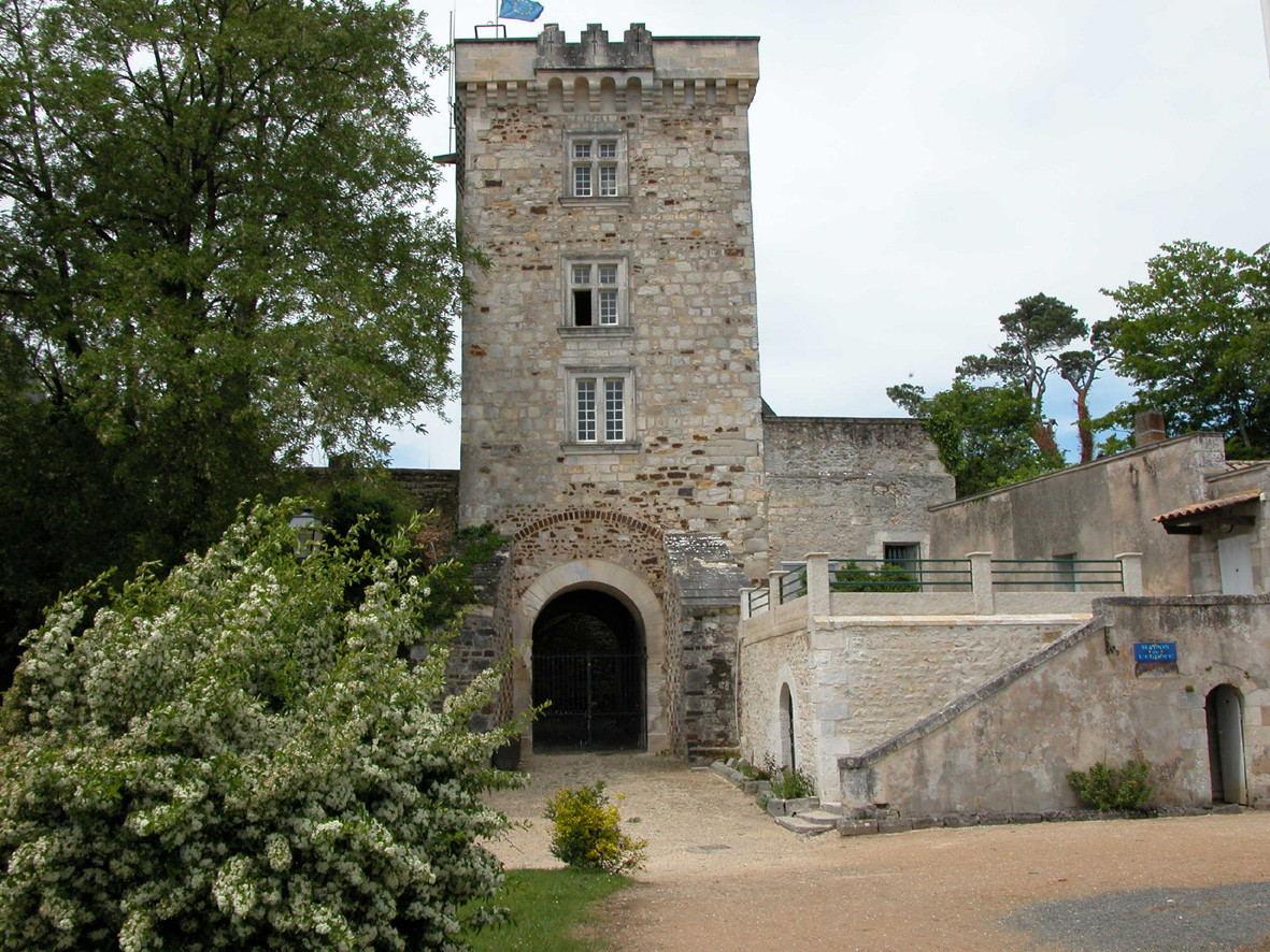 Entreprise de couverture au savoir-faire du secteur de Montendre