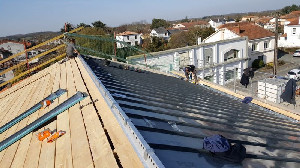 Rénovation de toiture à Pernes-les-Fontaines