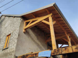 Travaux de zinguerie avec pose de bande de rive en zinc