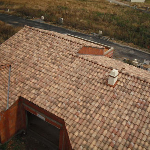 Travaux de couverture en tuiles canal