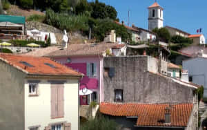 Description et caractère des toitures de Villeneuve-Loubet