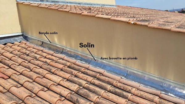 Pose de solin avec bavette en plomb