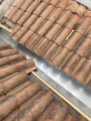Rénovation de toiture à Marboz sur un chéneau
