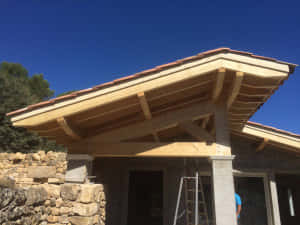 Rénovation de toiture au Pertuis par charpentier couvreur