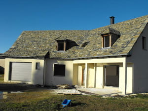 Couverture en lauzes dans le 63