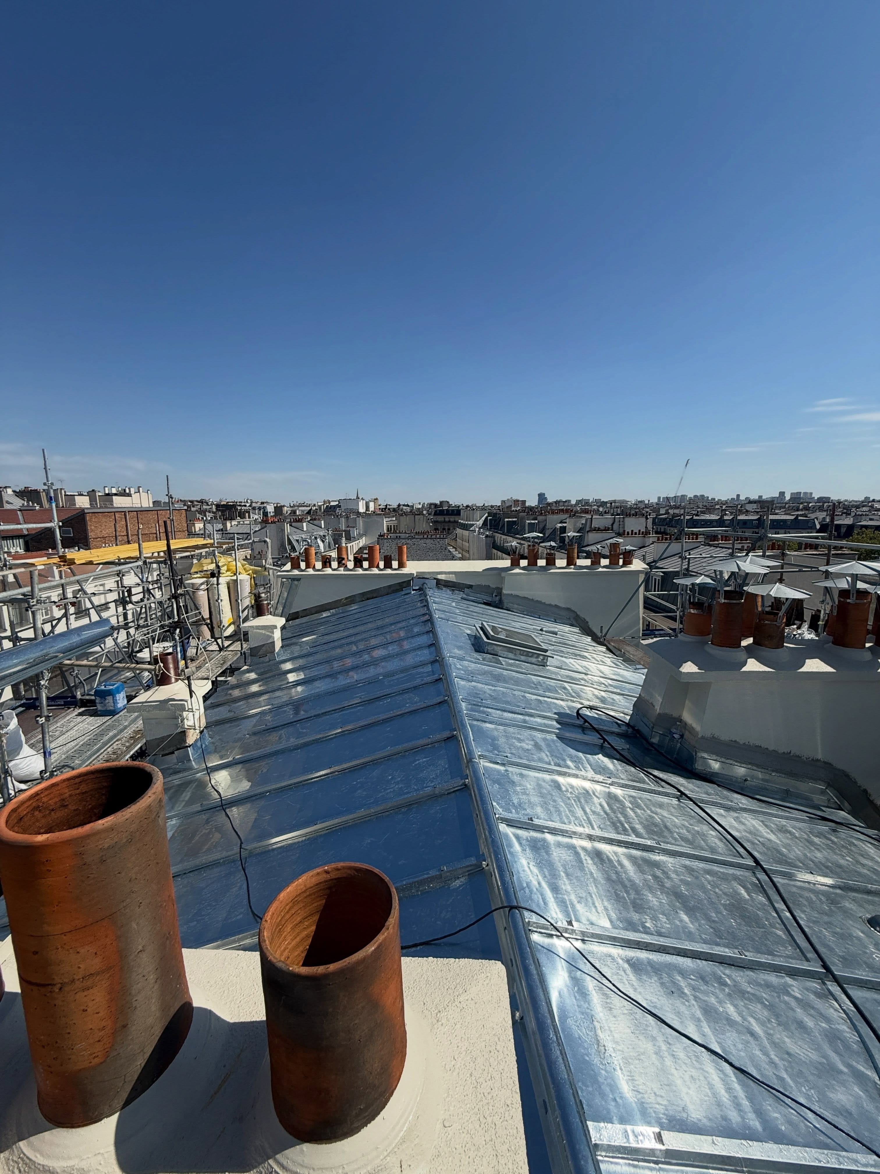 Rénovation de toit en zinc par Bleu Ciel Toiture