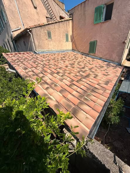 Rénovation de toit en tuile canal à Flassans-sur-Issole