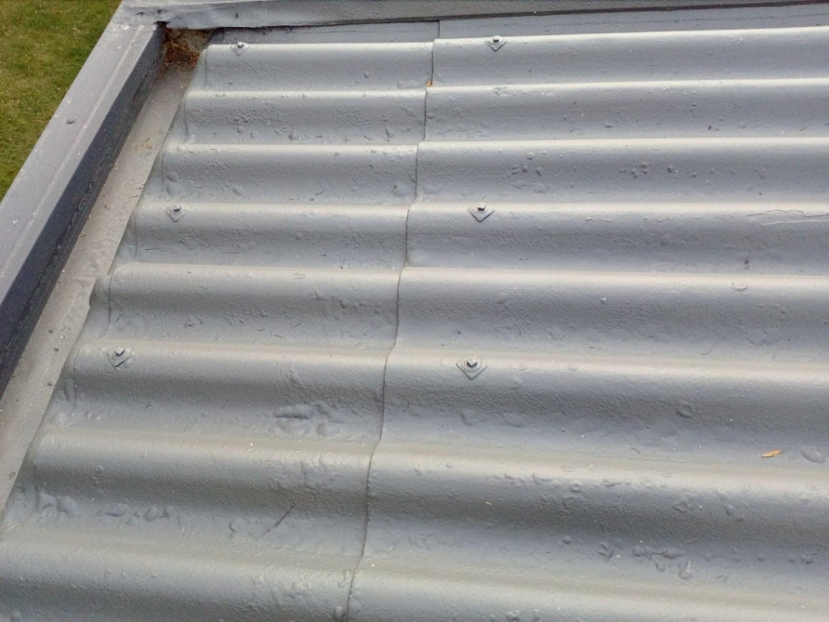 Cloque sous peinture toles ondulée.jpg Image guide
